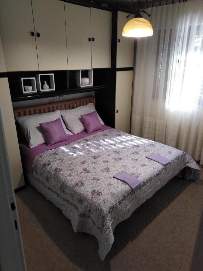 Apartman Mimi Klenovica Exterior foto