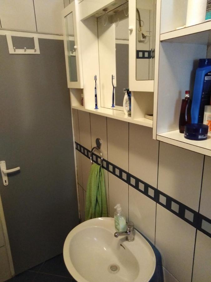 Apartman Mimi Klenovica Exterior foto
