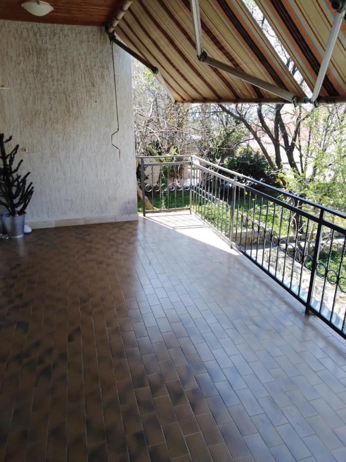 Apartman Mimi Klenovica Exterior foto